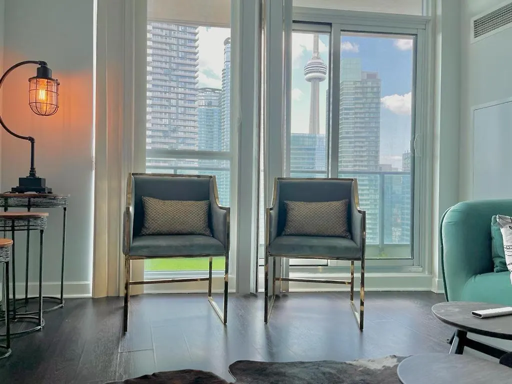 Breathtaking Cn Tower & Lakeview In Heart Of Dt Apartment Toronto Canada